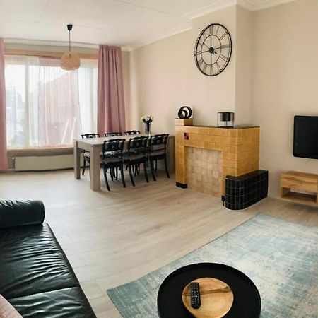 Apartmán Cosy House In The Heart Of The Center! Oostburg Exteriér fotografie